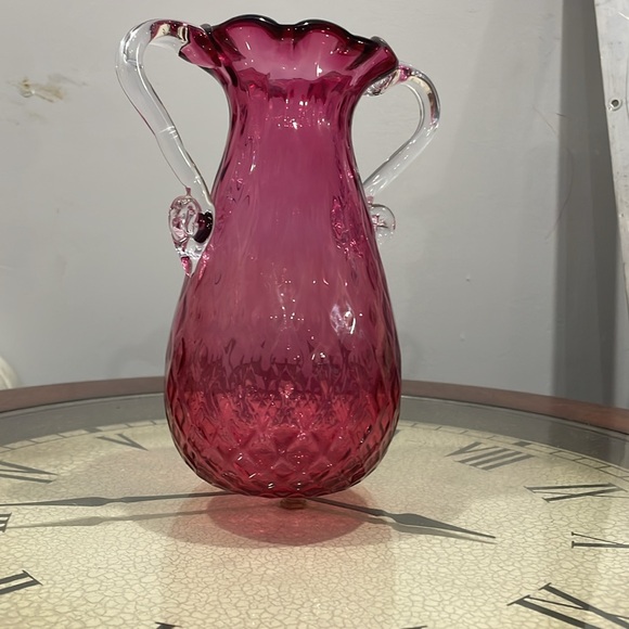 Heavy blown cranberry glass diamond optic vase - Picture 3 of 4